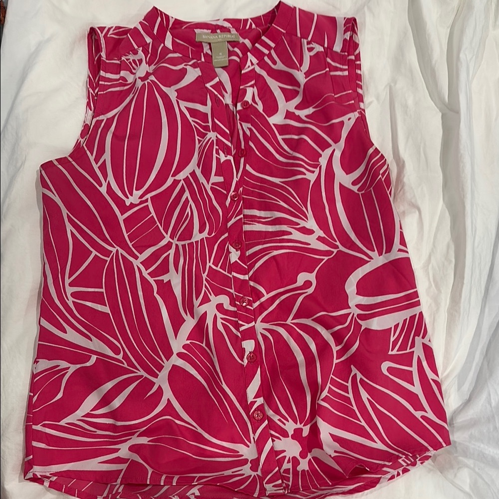Banana Republic Pink and White Floral Blouse